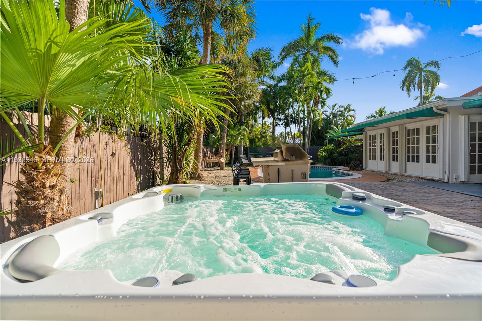 1344 Seabreeze Boulevard