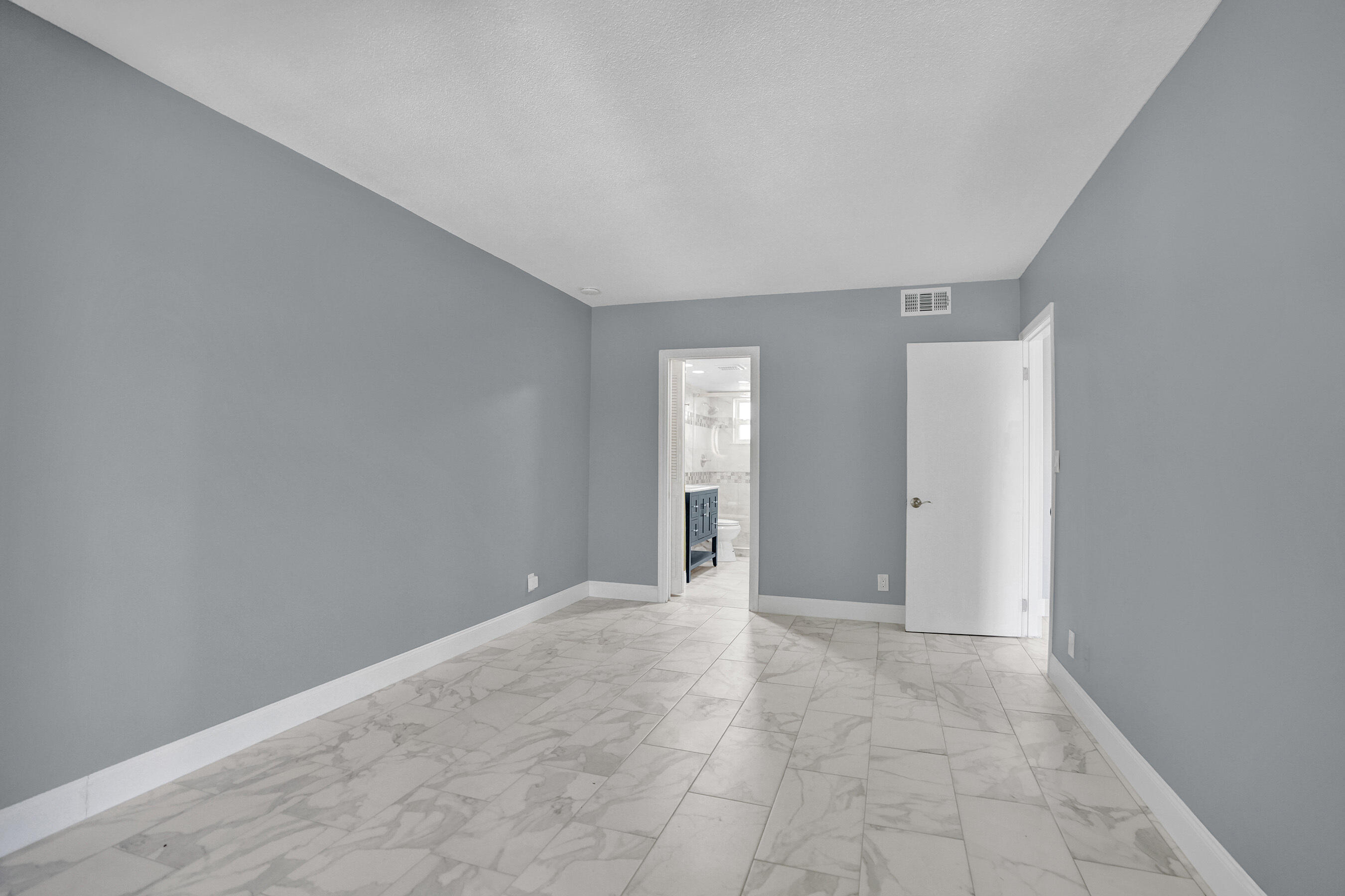 1481 S Ocean Boulevard 308, Lauderdale-By-The-Sea Unit: 308