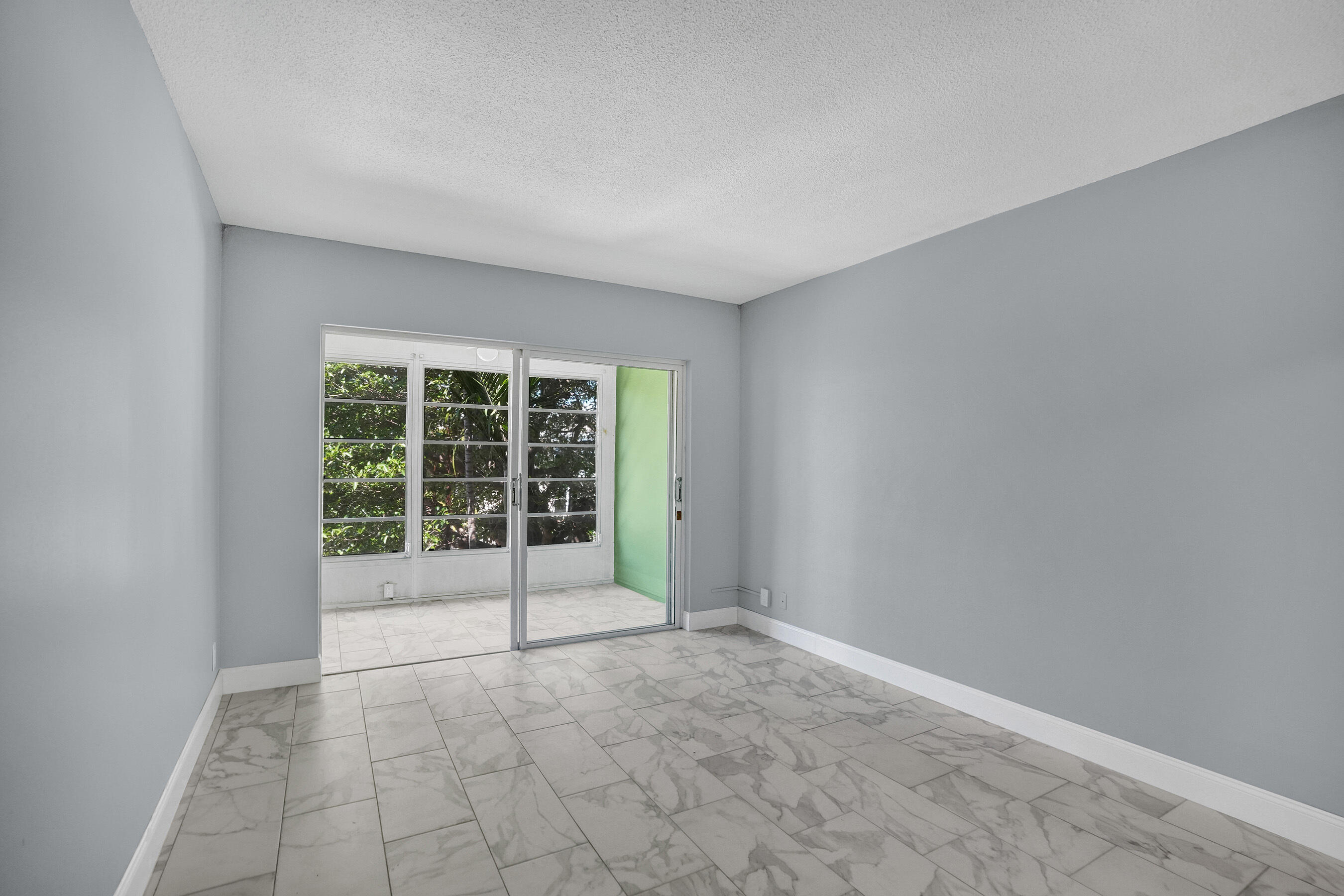 1481 S Ocean Boulevard 308, Lauderdale-By-The-Sea Unit: 308