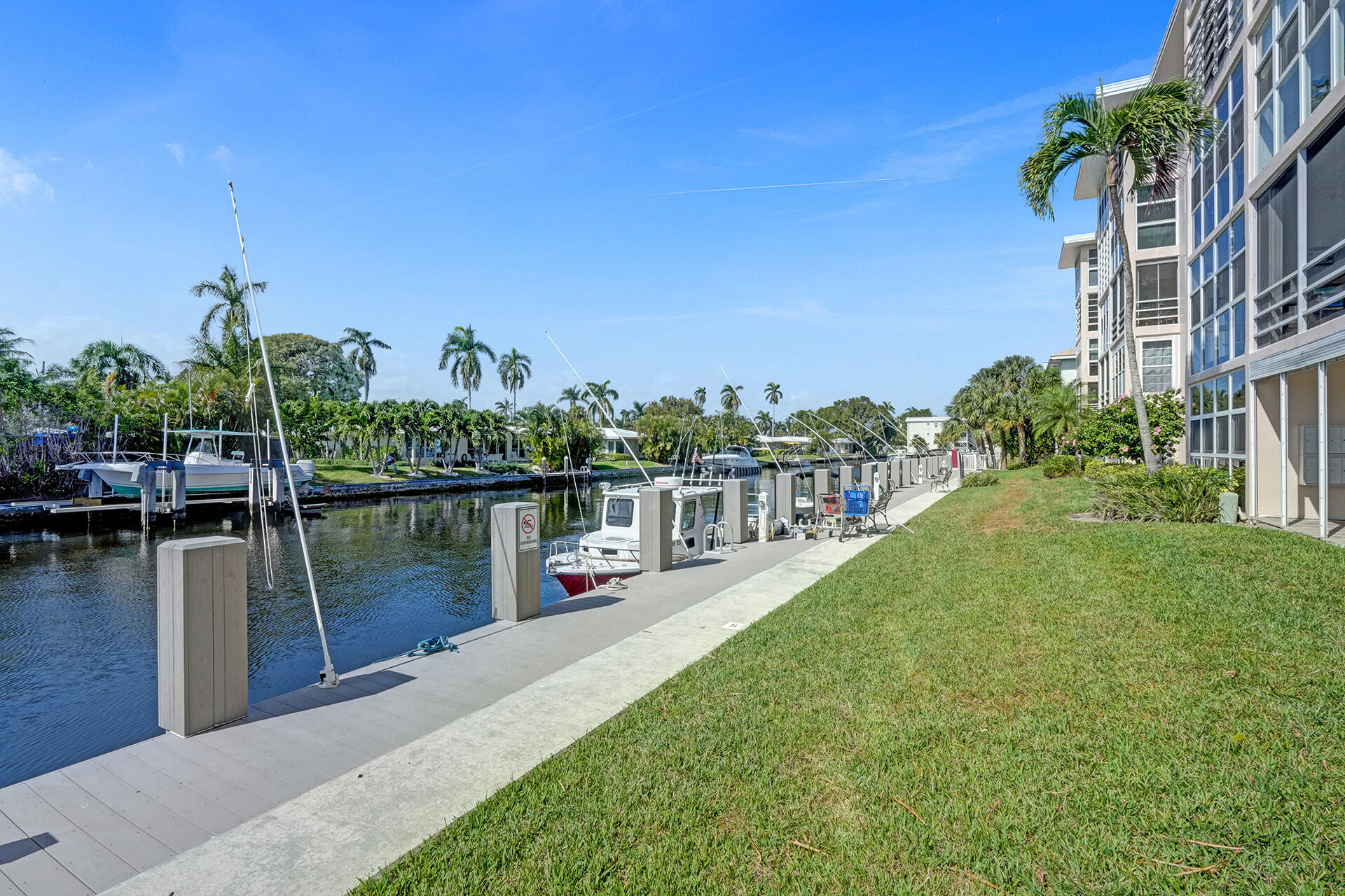 1481 S Ocean Boulevard 308, Lauderdale-By-The-Sea Unit: 308