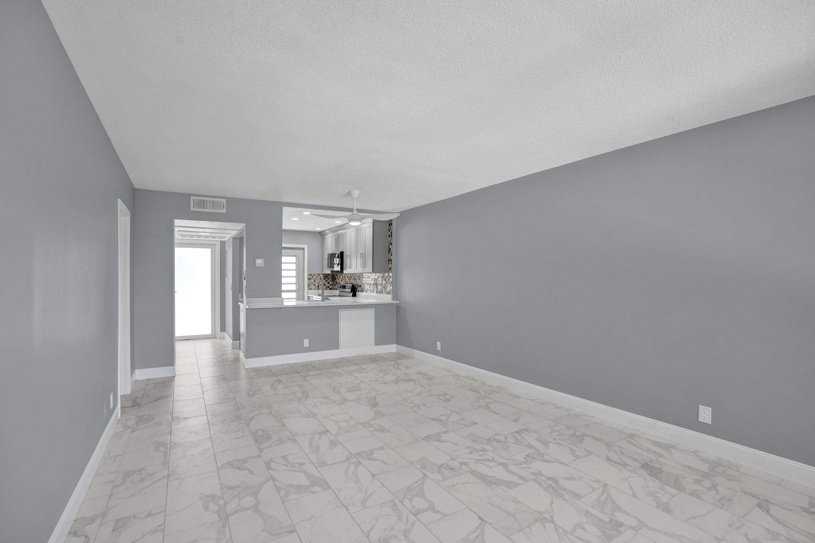 1481 S Ocean Boulevard 308, Lauderdale-By-The-Sea Unit: 308