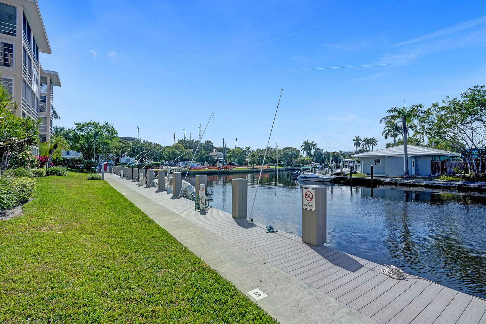 1481 S Ocean Boulevard 308, Lauderdale-By-The-Sea Unit: 308