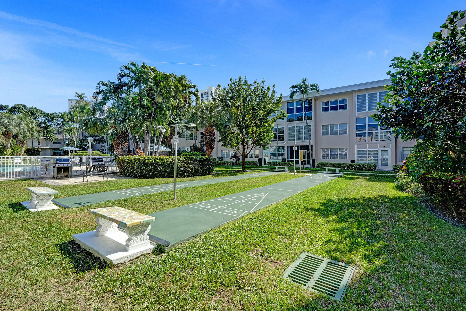 1481 S Ocean Boulevard 308, Lauderdale-By-The-Sea Unit: 308