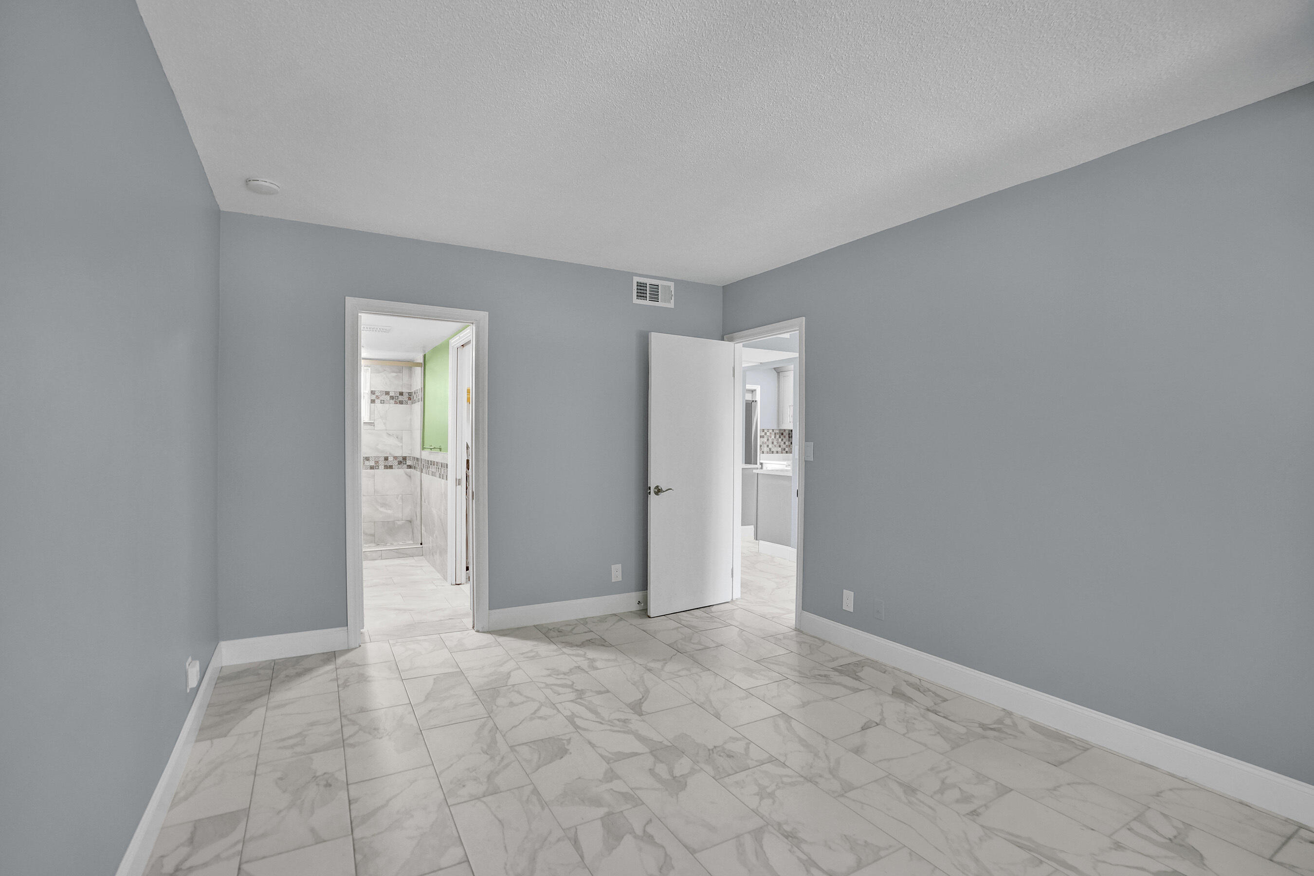 1481 S Ocean Boulevard 308, Lauderdale-By-The-Sea Unit: 308