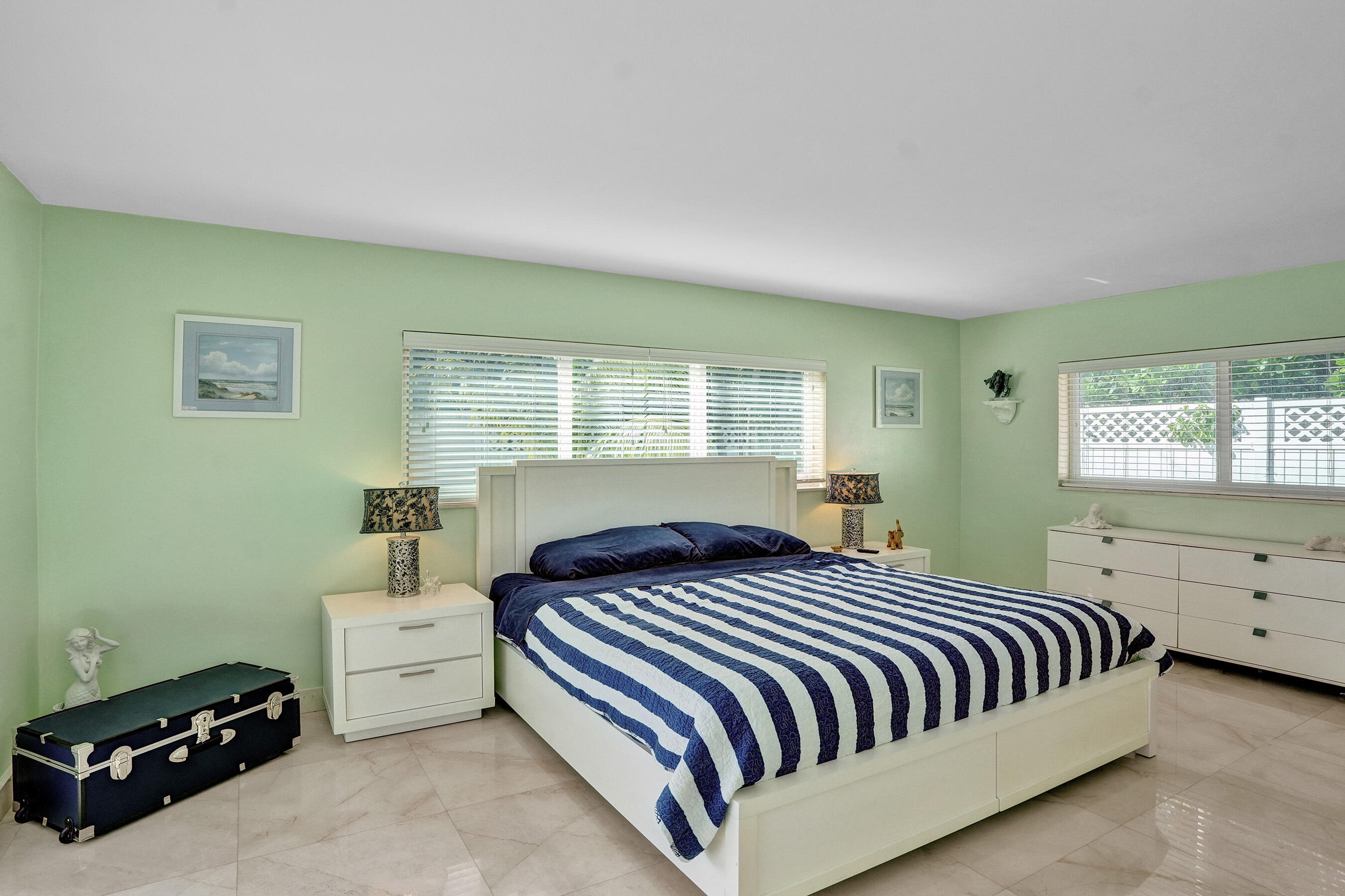 3406 Robbins Road