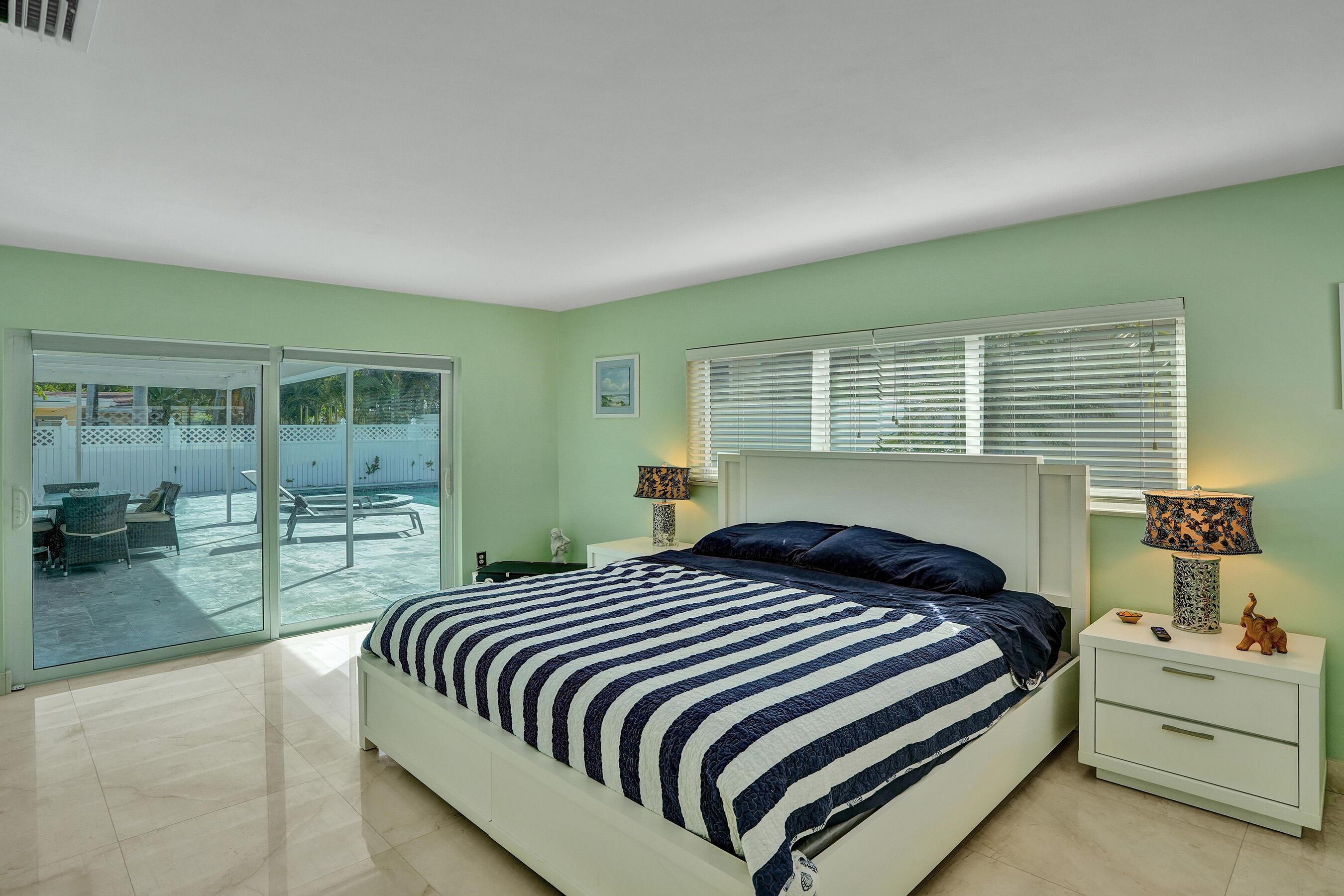 3406 Robbins Road