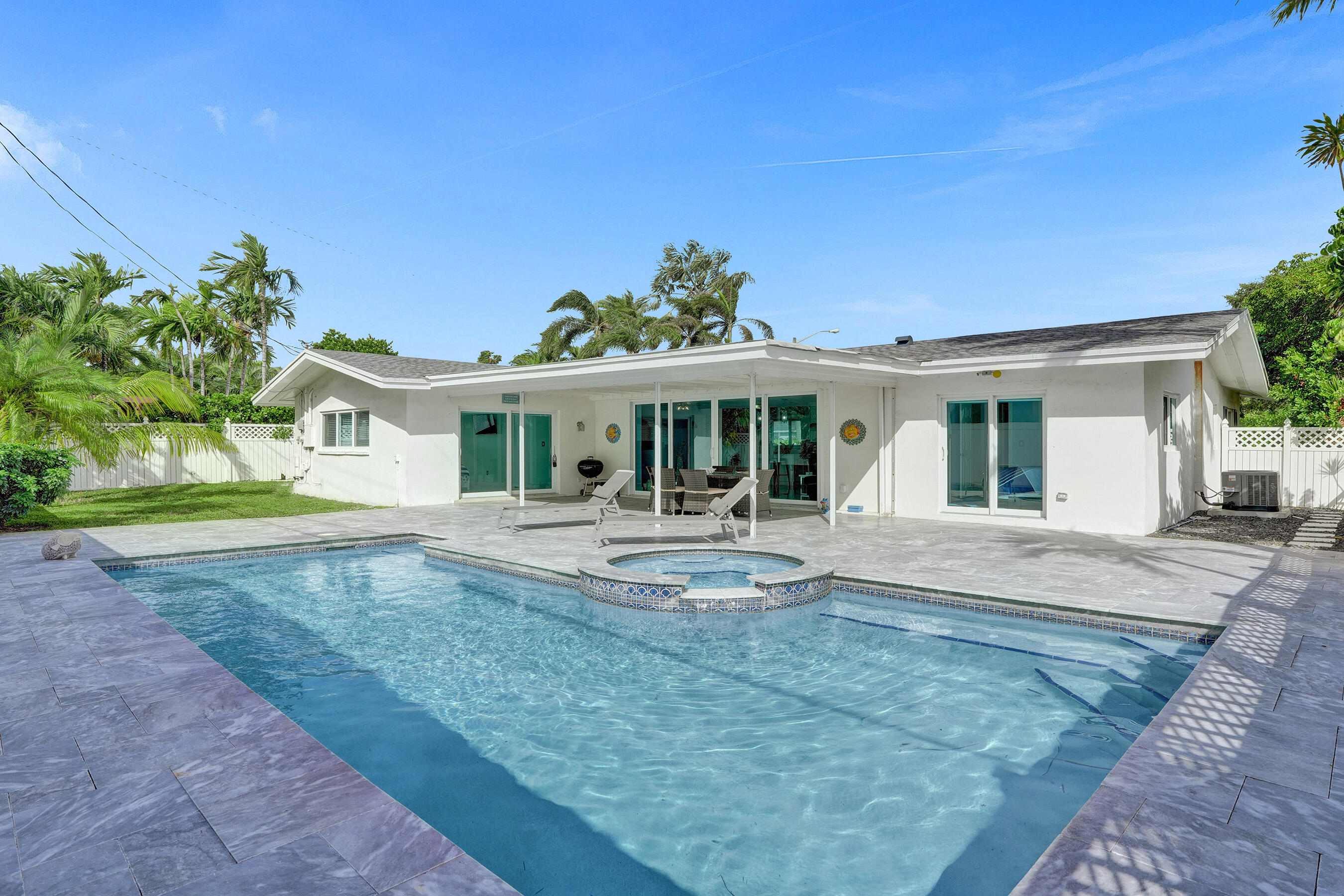 3406 Robbins Road