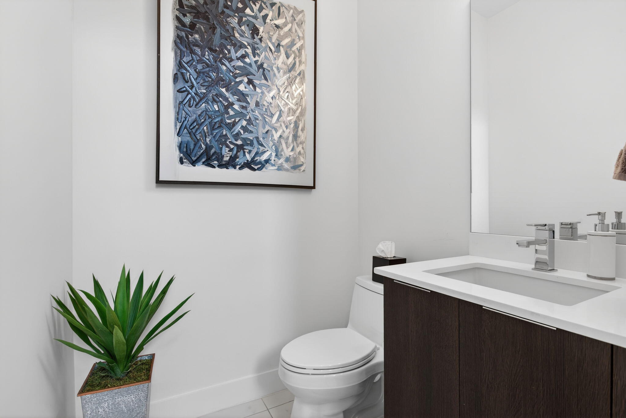 1044 N Victoria Park Road