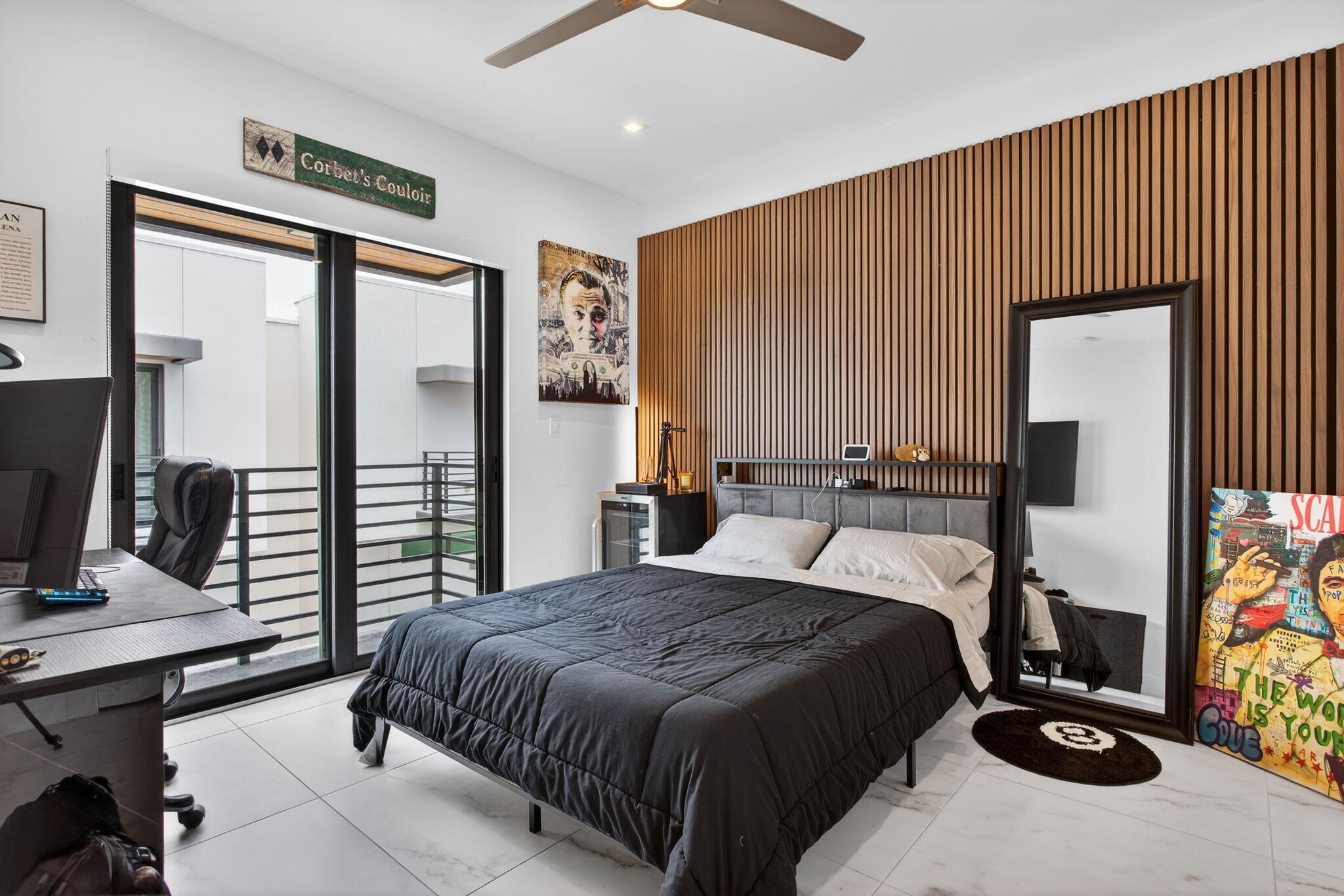 1044 N Victoria Park Road