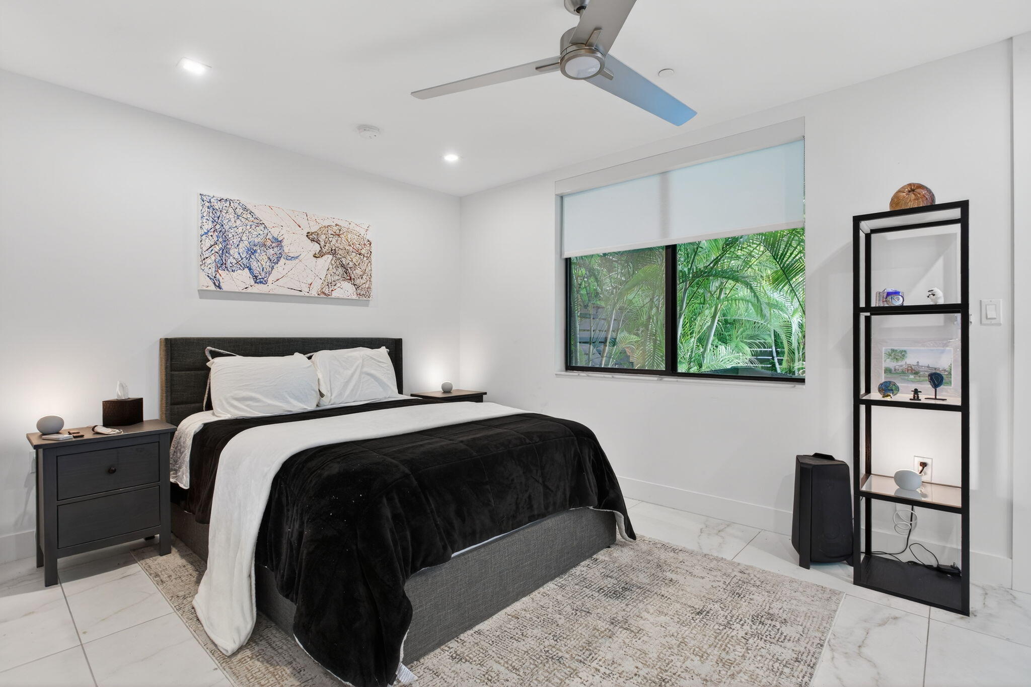 1044 N Victoria Park Road