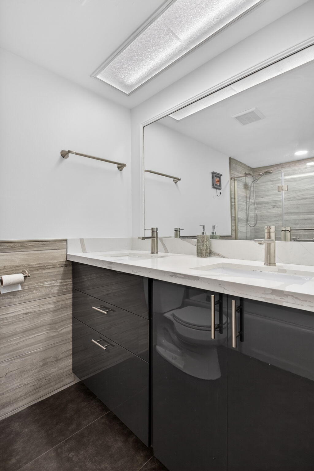 2950 N Palm Aire Drive 606