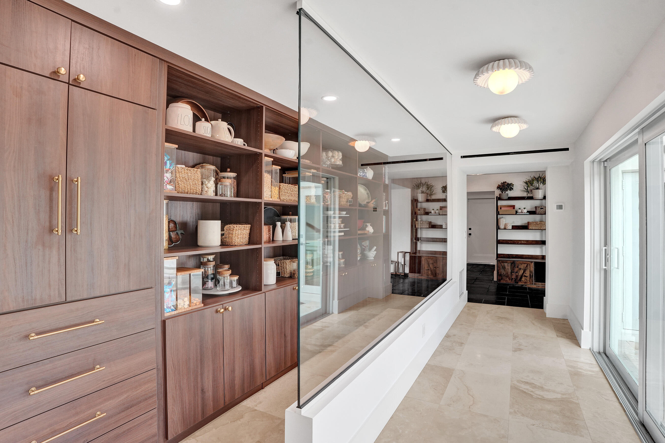 2421 NE 12th Street