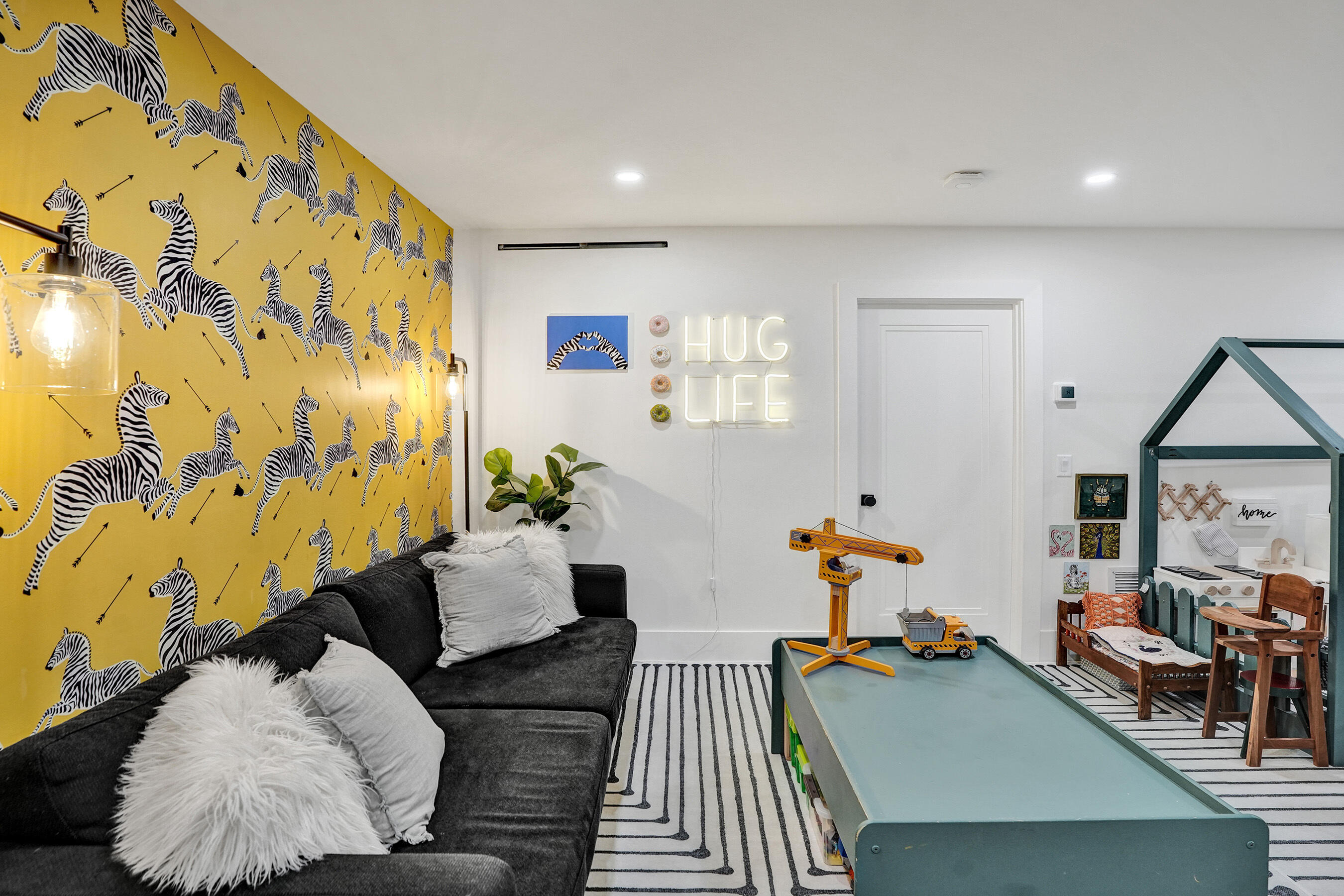 2421 NE 12th Street