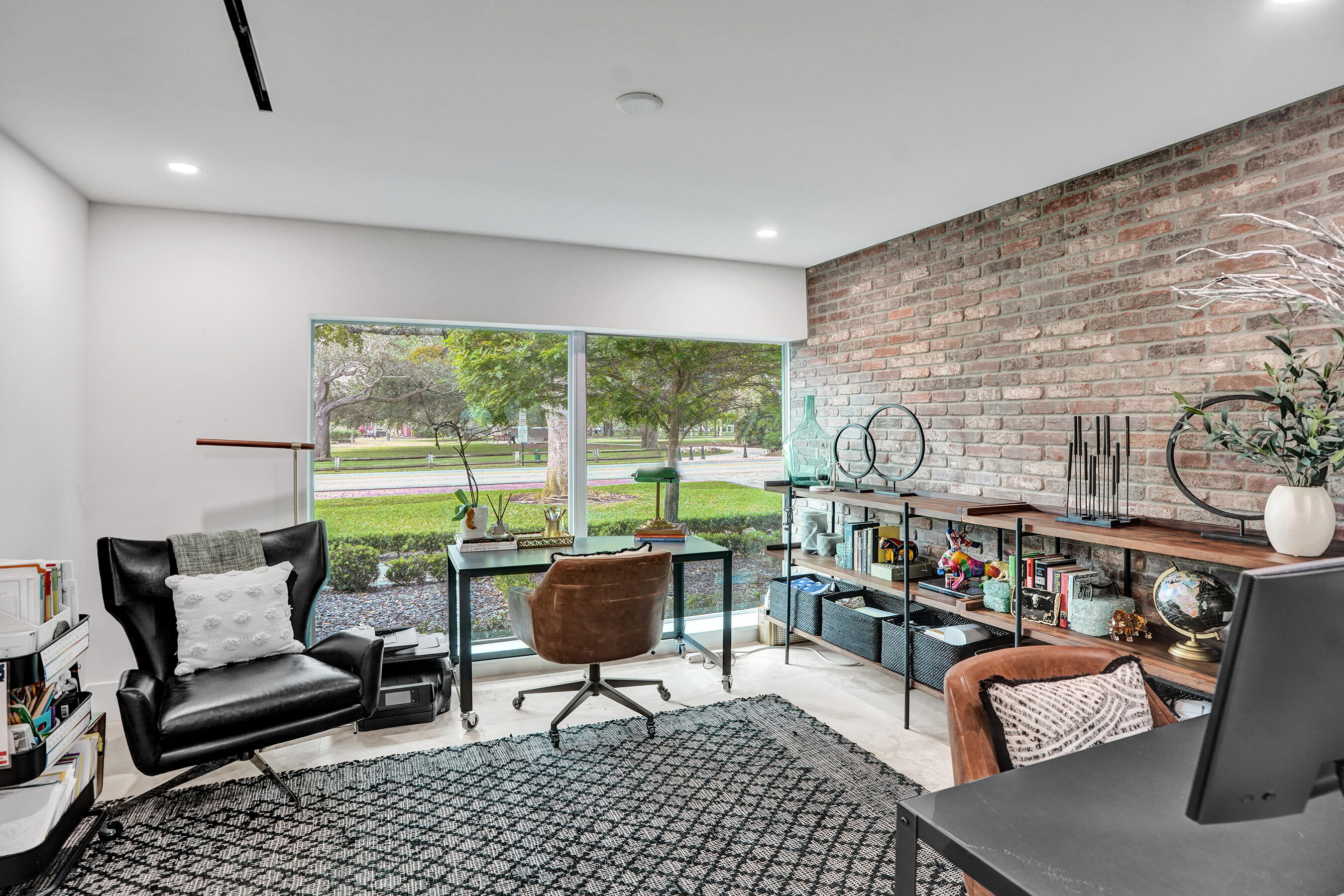 2421 NE 12th Street