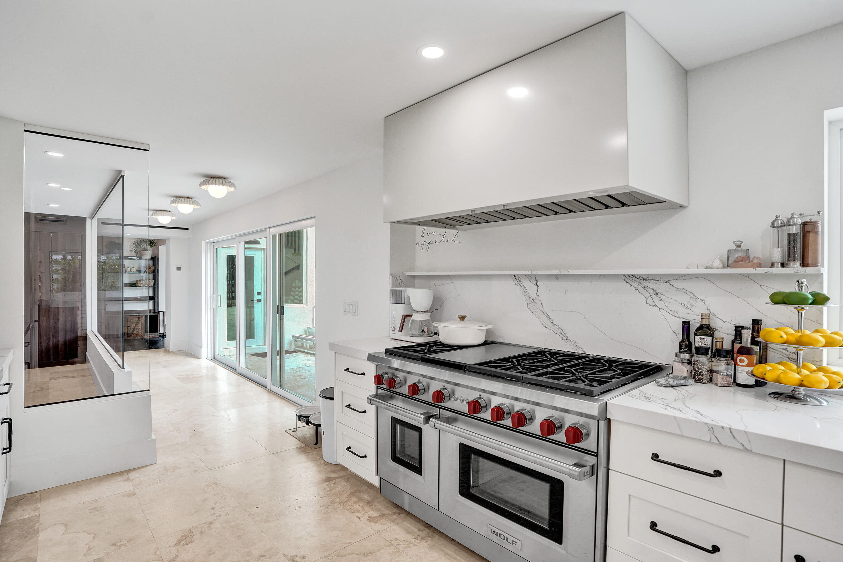 2421 NE 12th Street