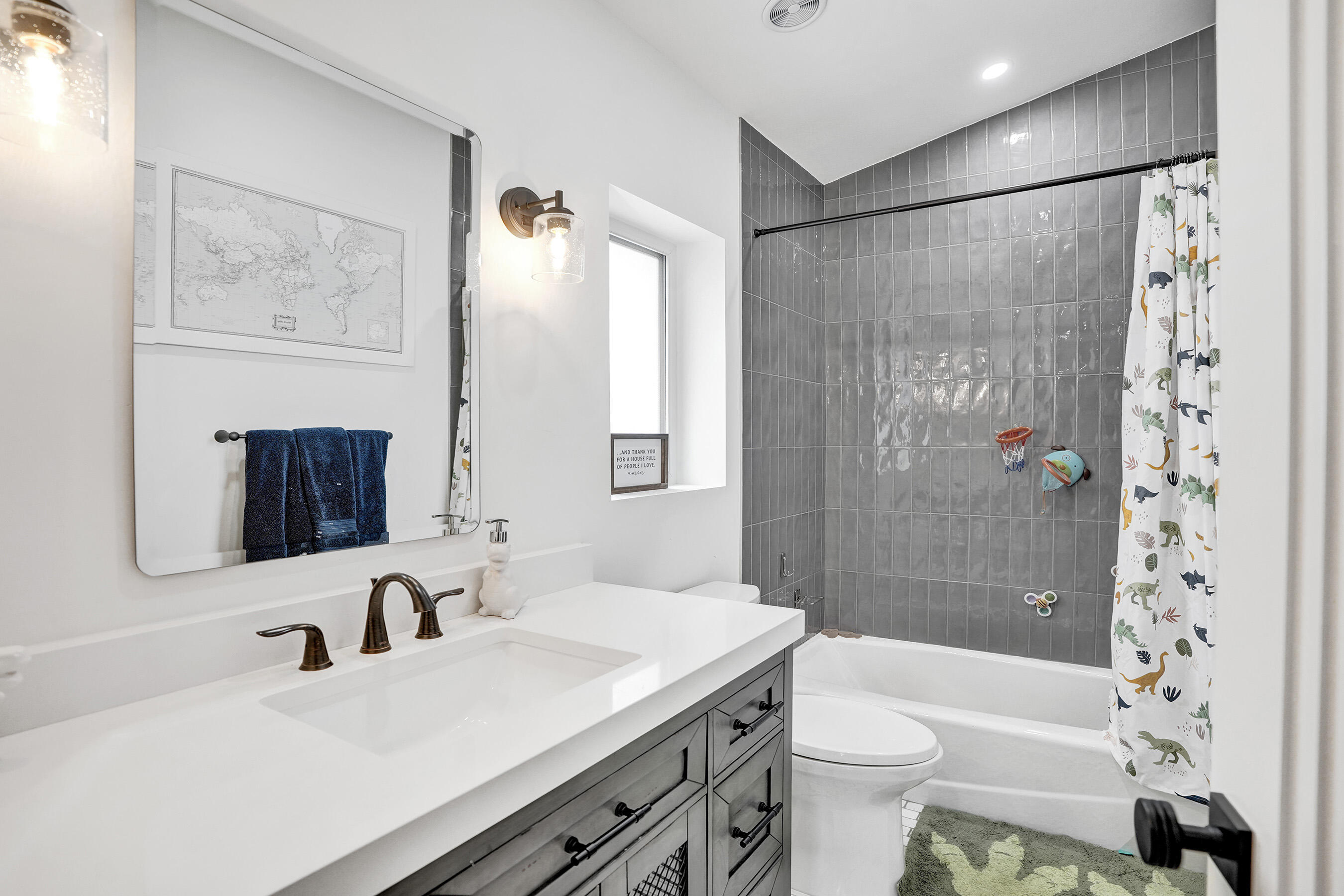 2421 NE 12th Street