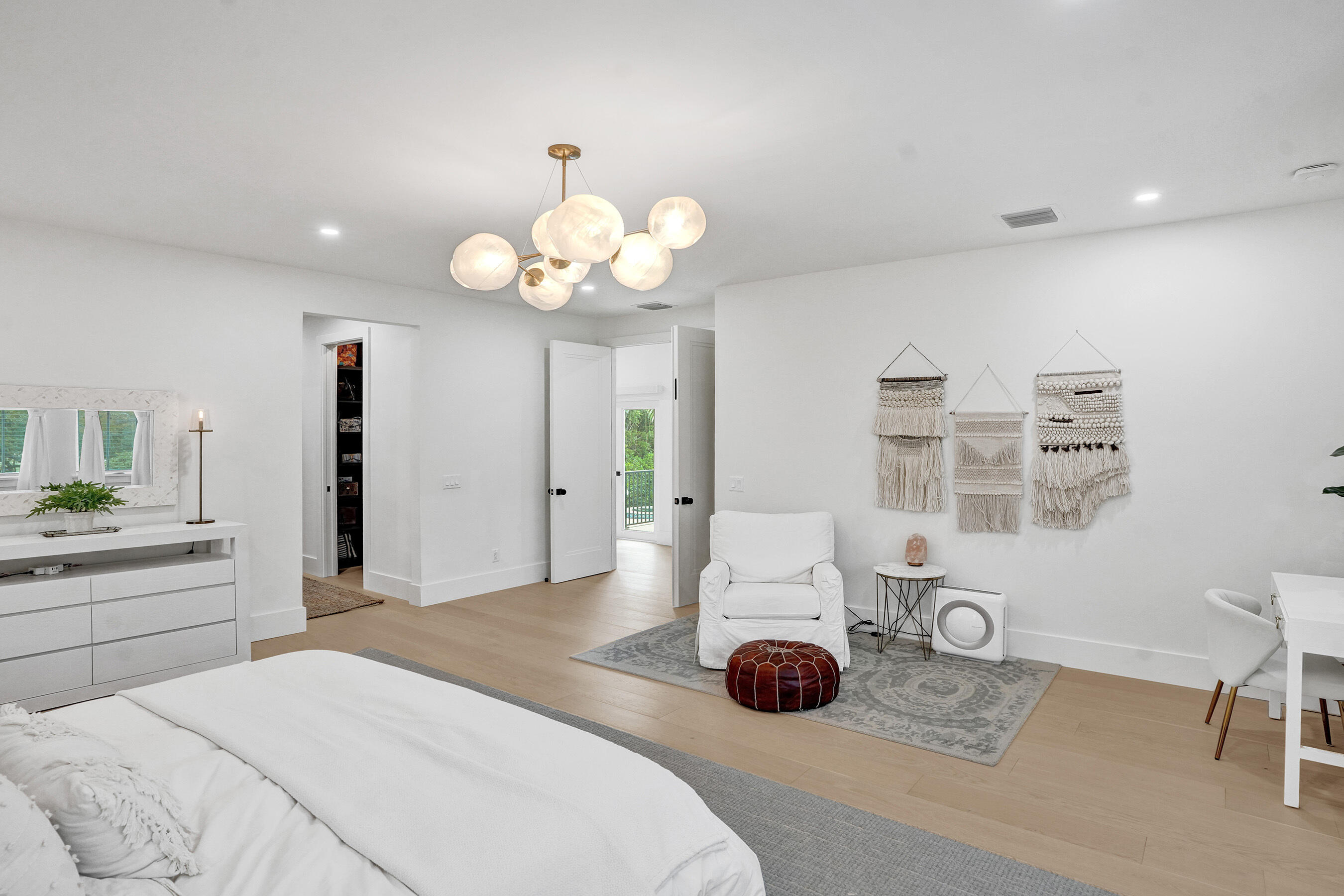 2421 NE 12th Street