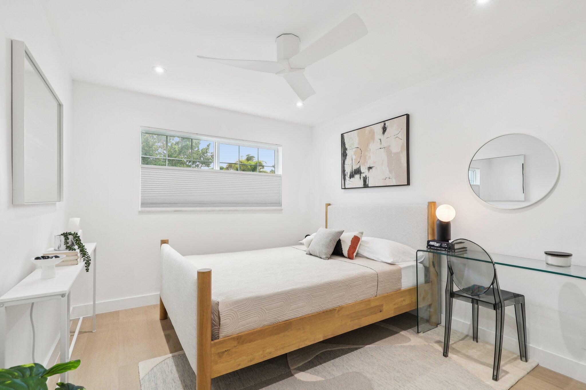 3004 NE 5th Terrace 101-c