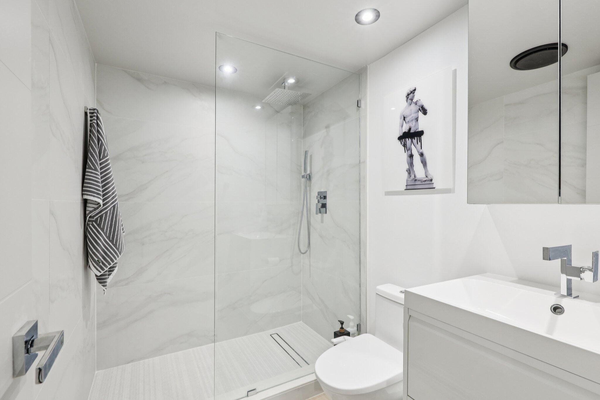 3004 NE 5th Terrace 101-c