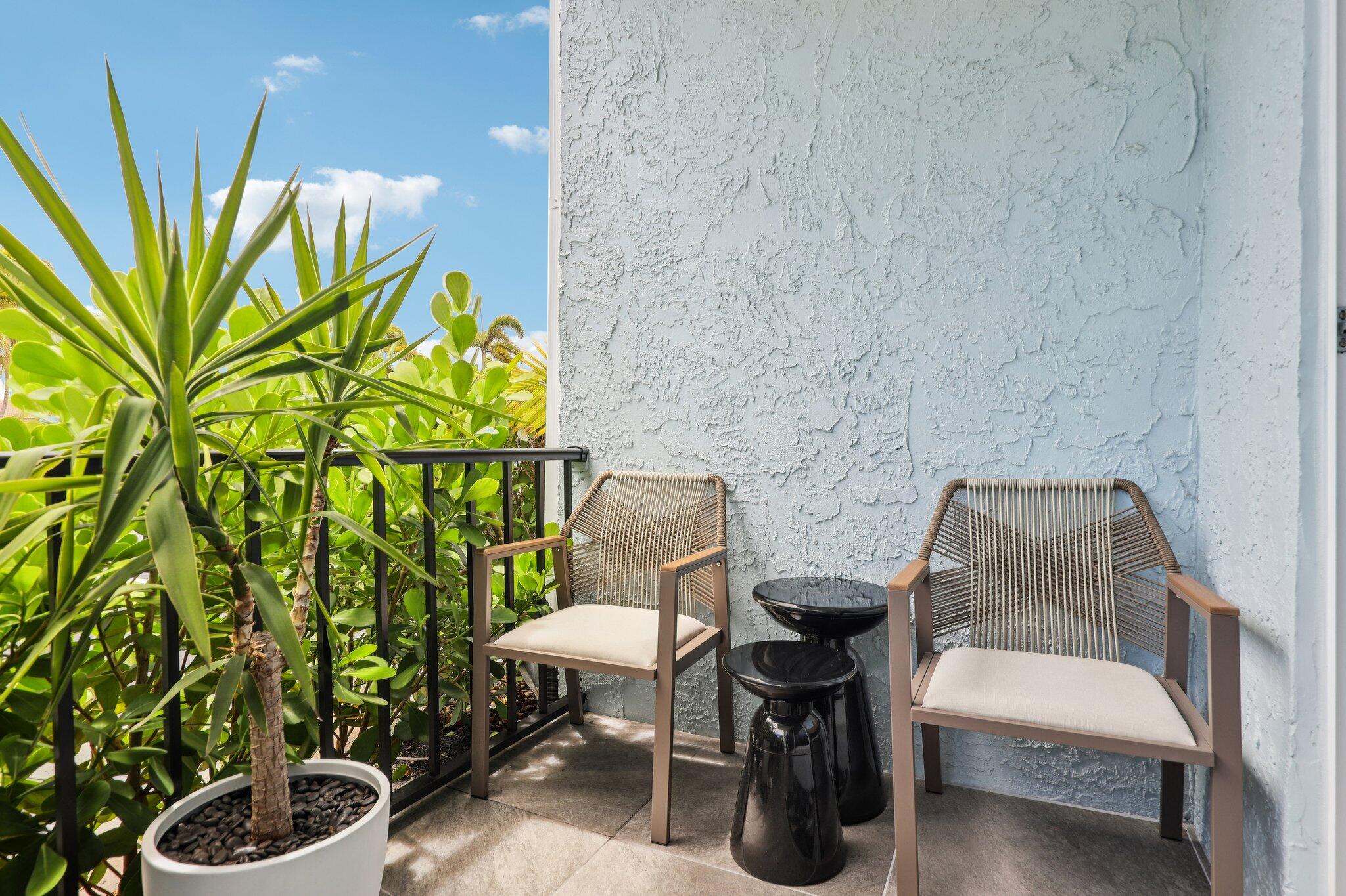 3004 NE 5th Terrace 101-c