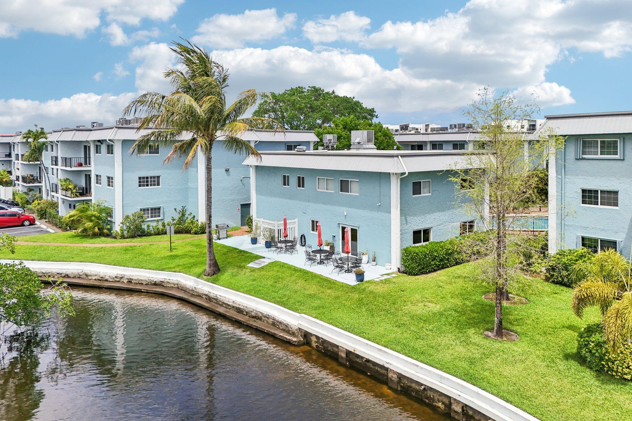 3004 NE 5th Terrace 101-c