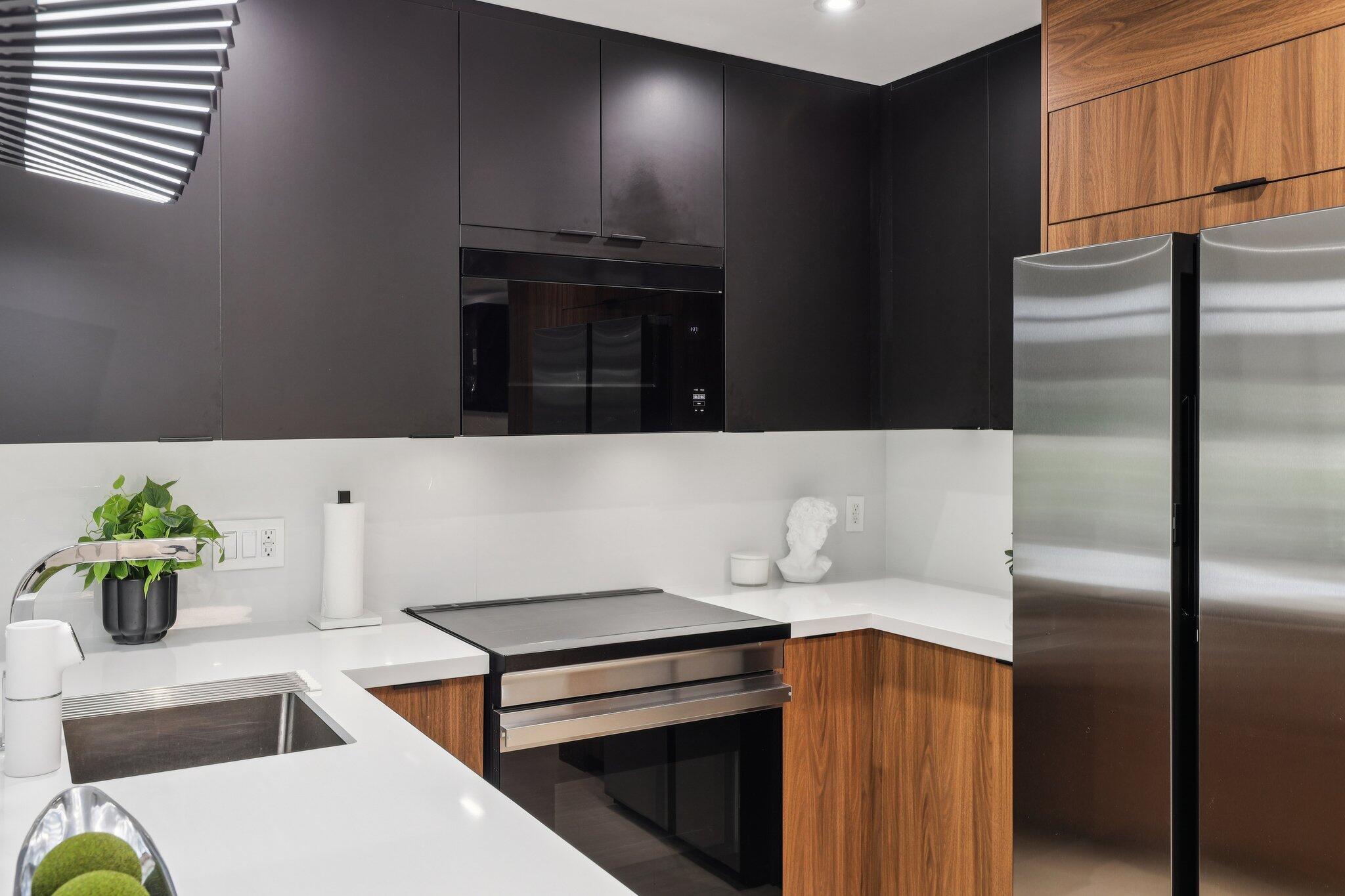 3004 NE 5th Terrace 101-c