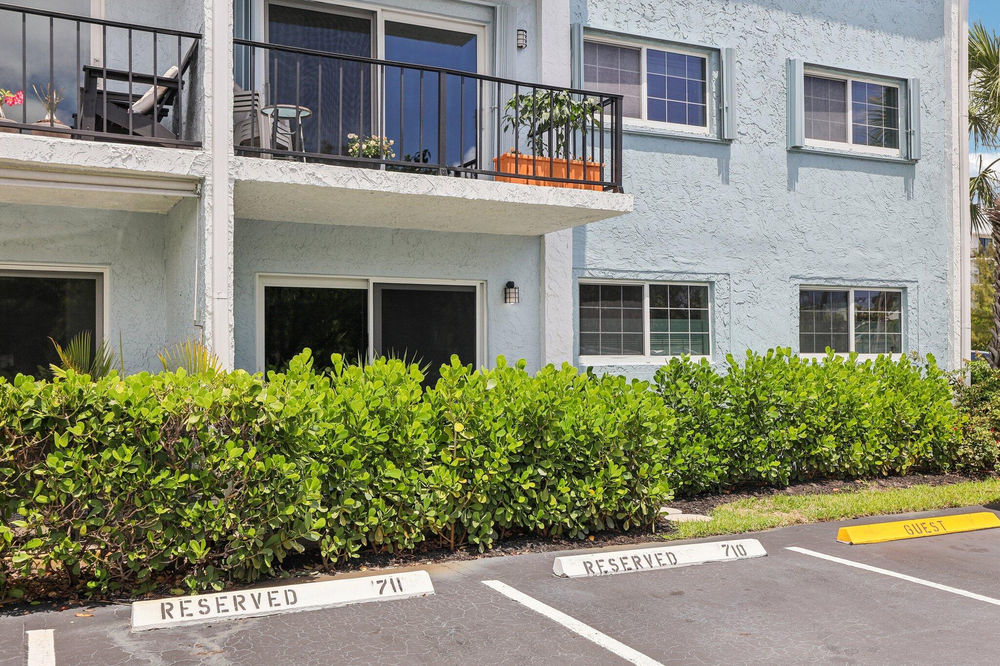 3004 NE 5th Terrace 101-c