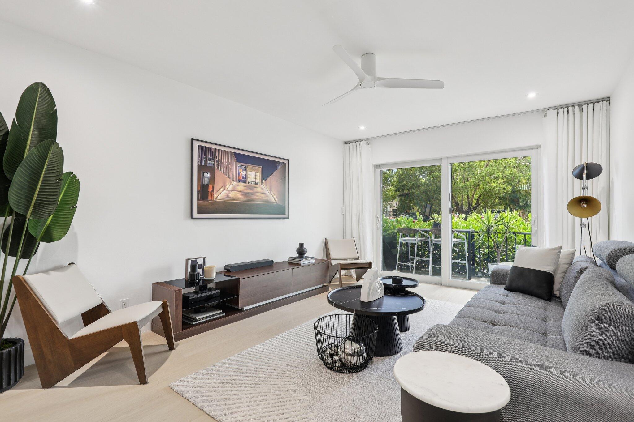 3004 NE 5th Terrace 101-c