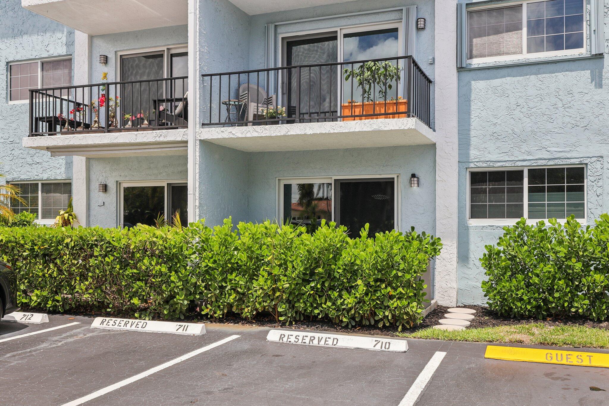 3004 NE 5th Terrace 101-c