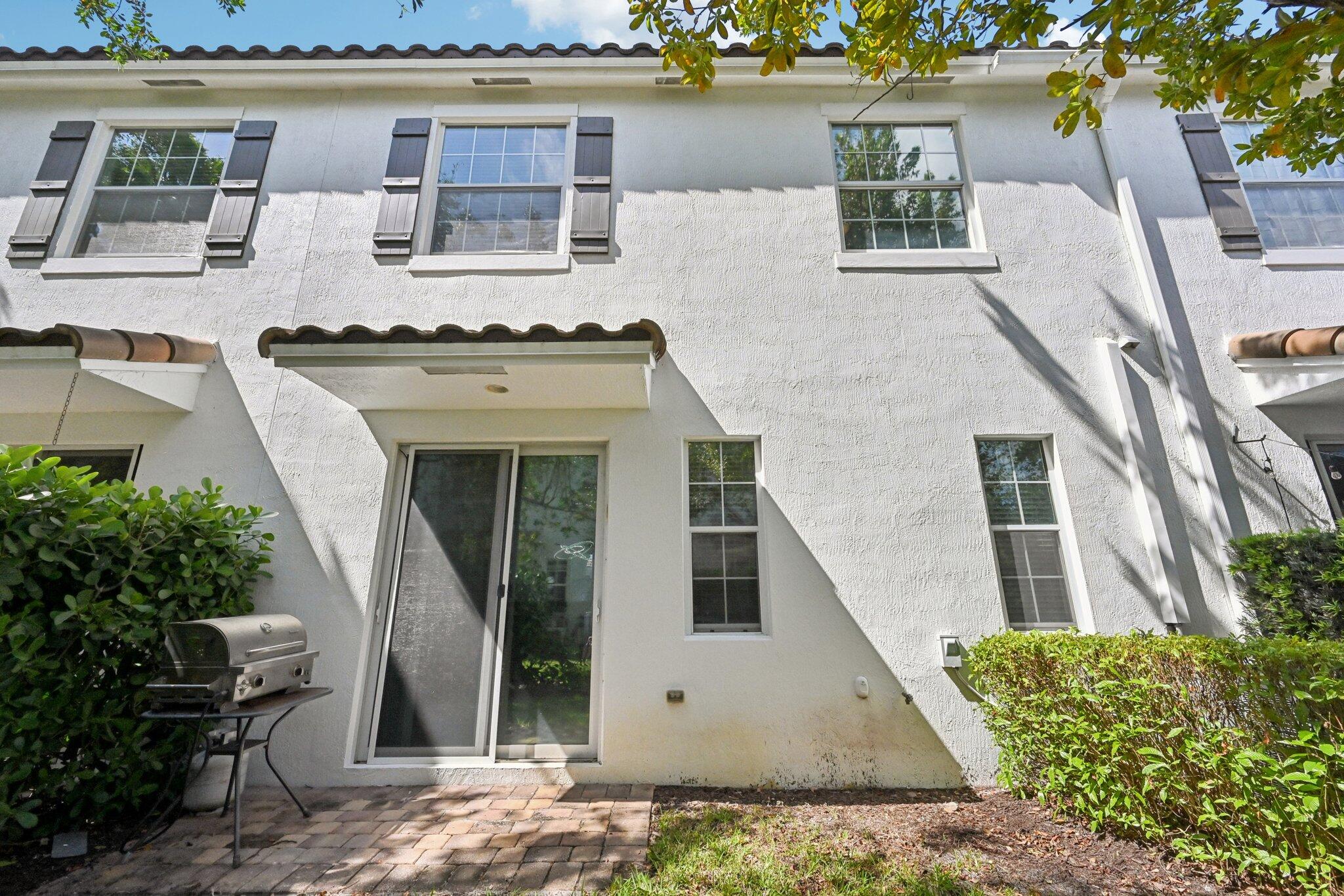 482 Graham Place