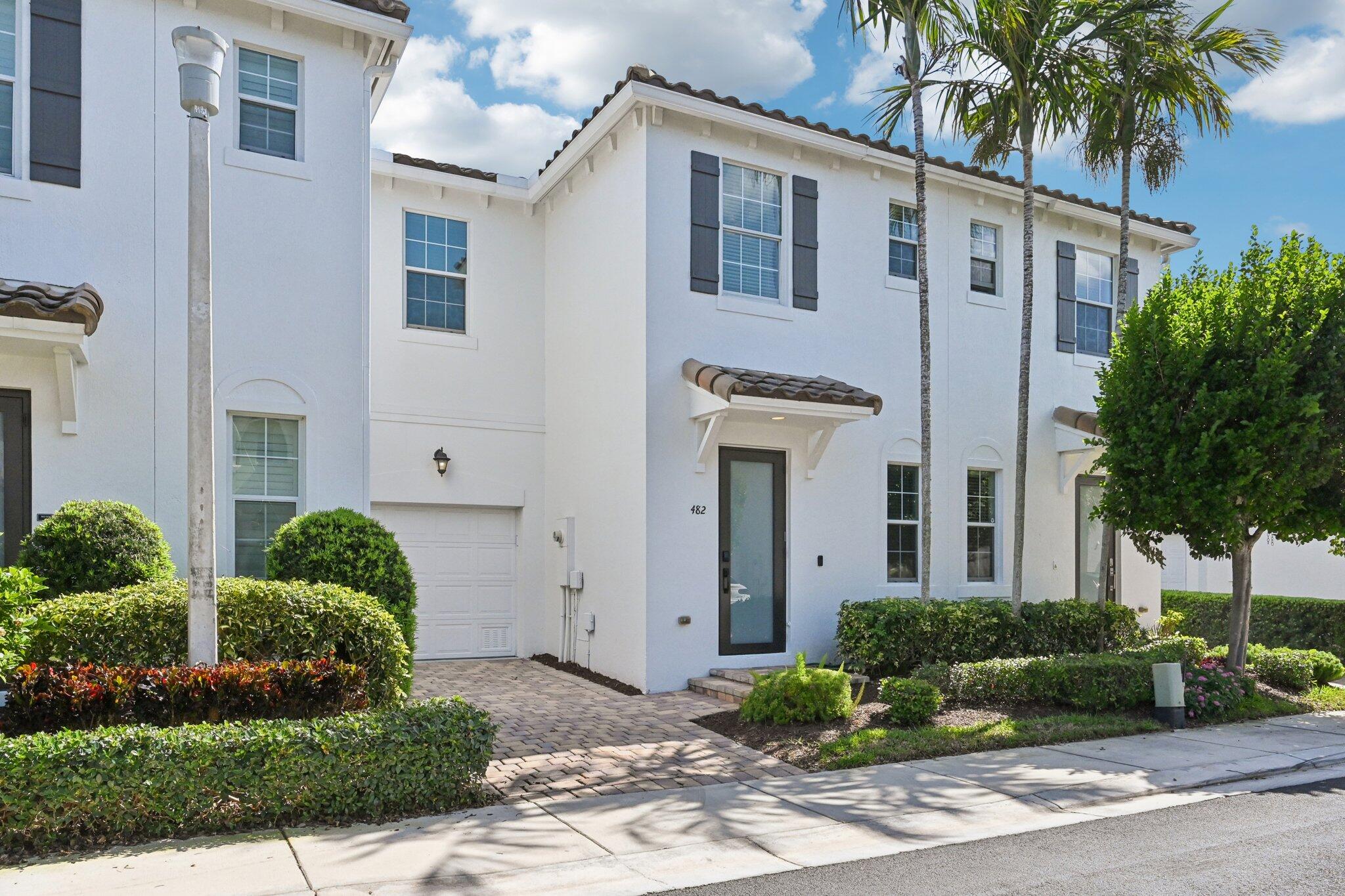 482 Graham Place