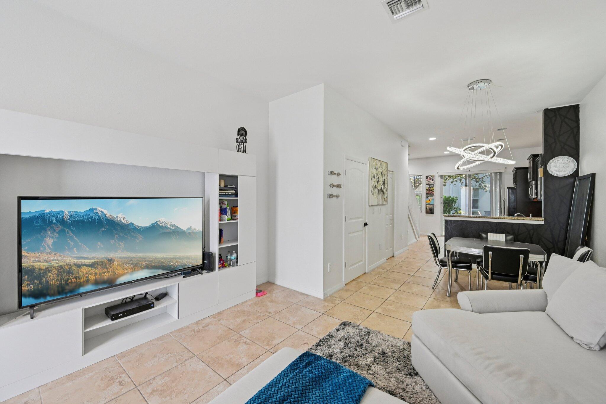 482 Graham Place