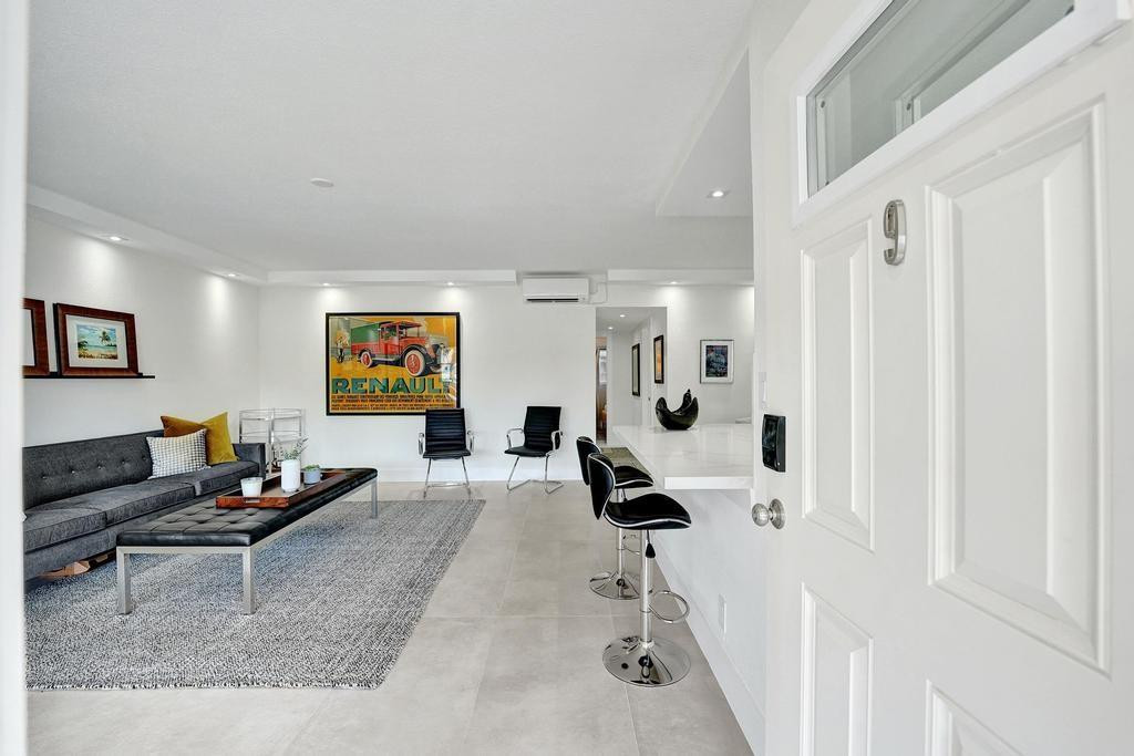 2866 NE 30th Street 9