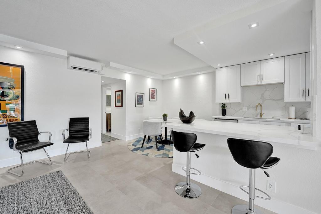 2866 NE 30th Street 9