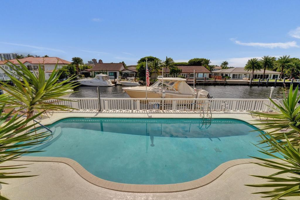 2866 NE 30th Street 9