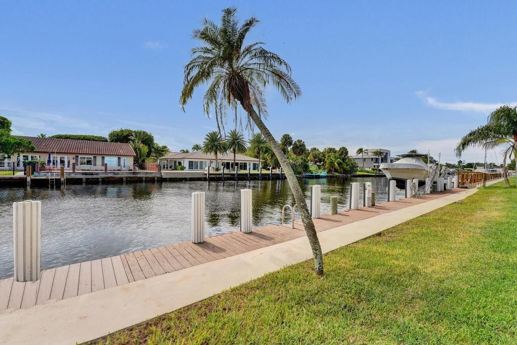 2866 NE 30th Street 9