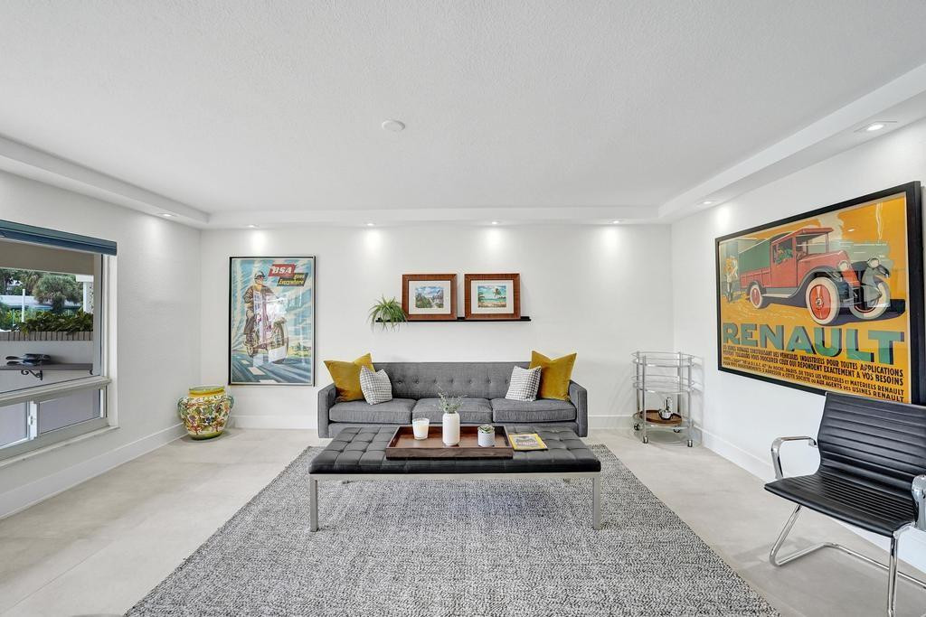 2866 NE 30th Street 9