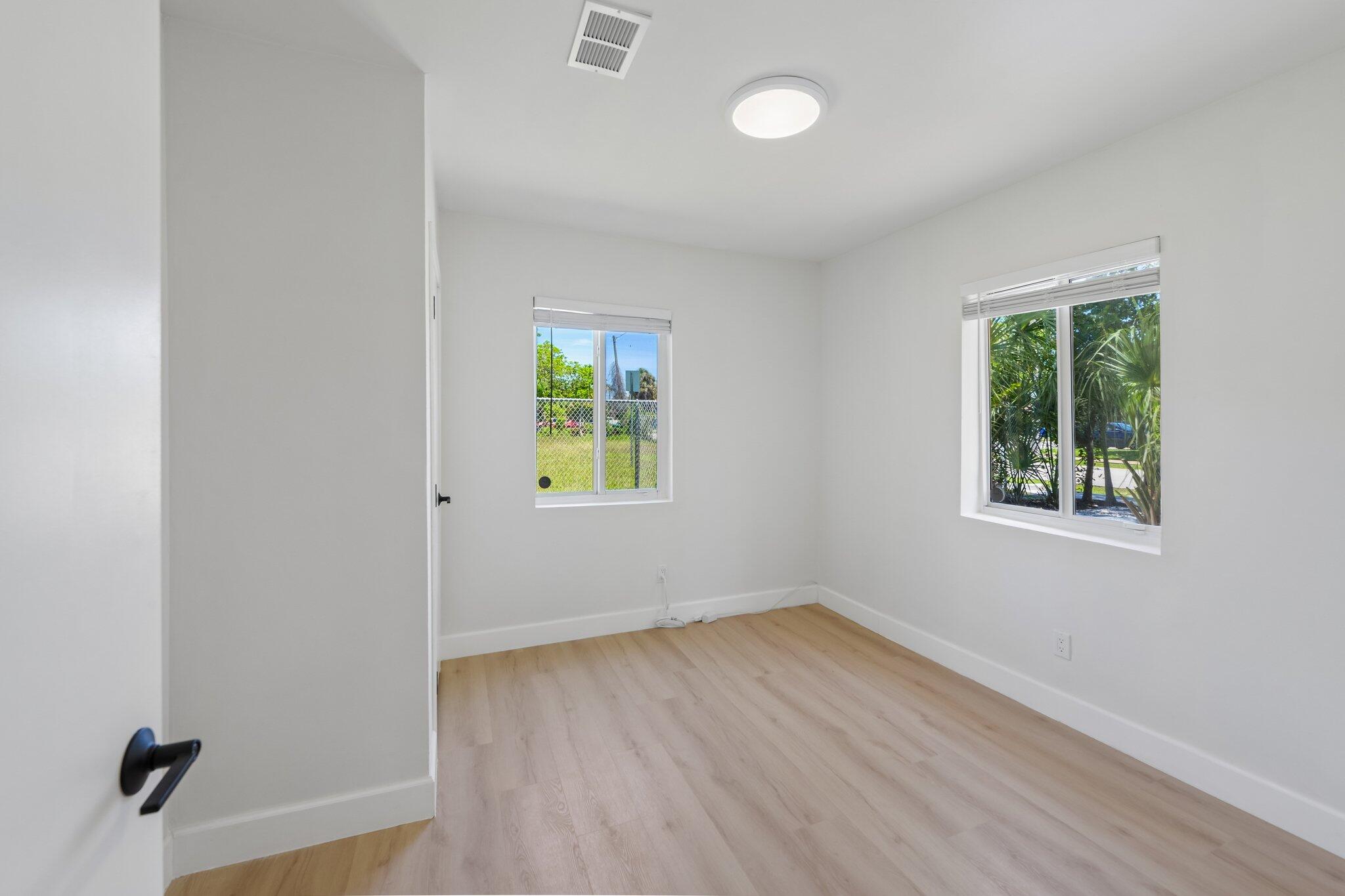 2943 NW 13th Street