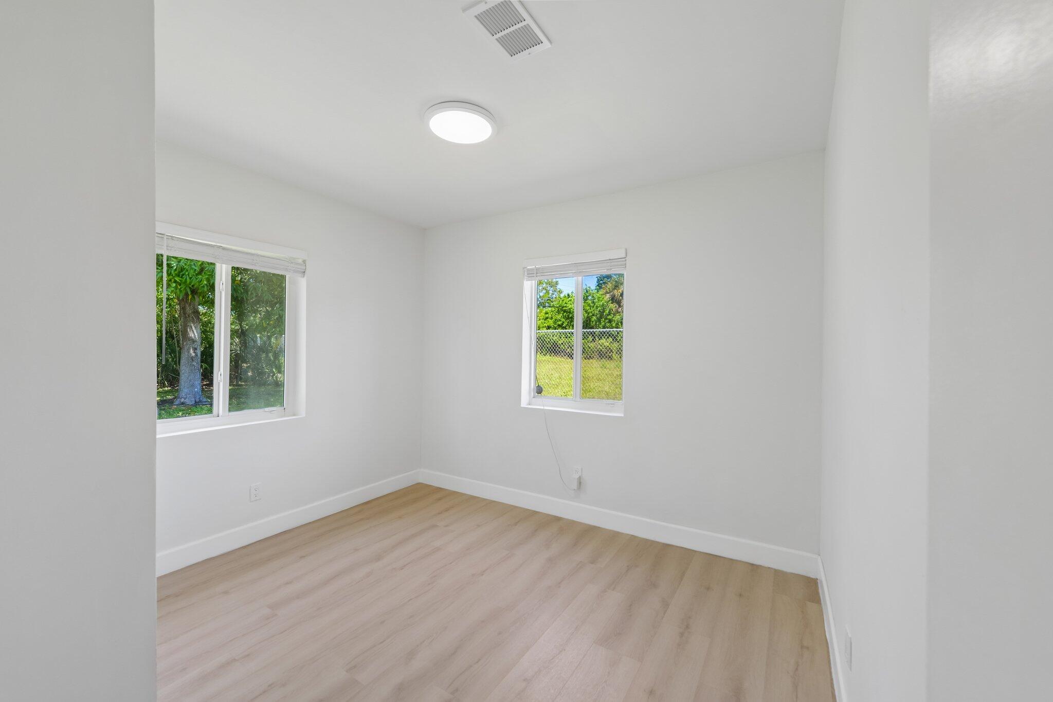 2943 NW 13th Street