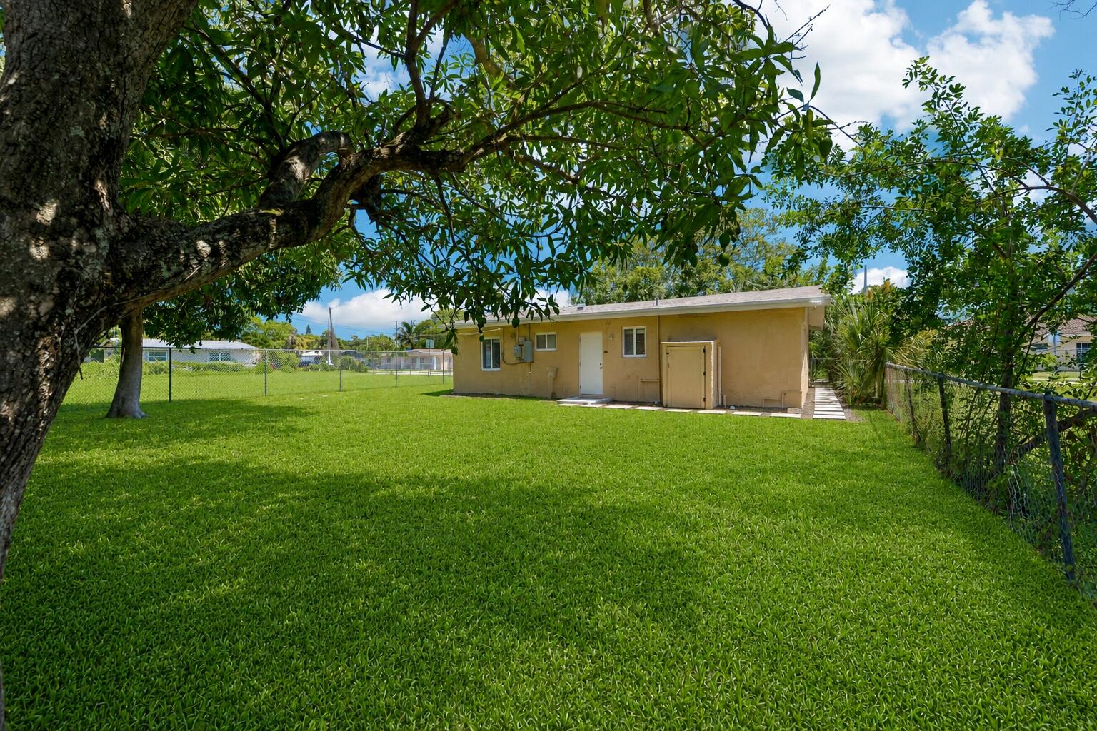2943 NW 13th Street