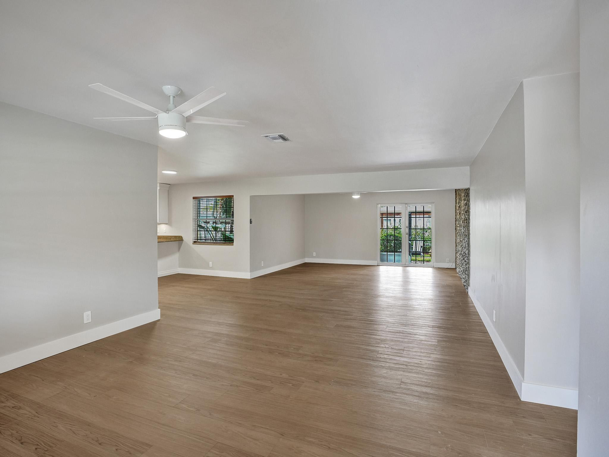 4440 NE 17th Terrace