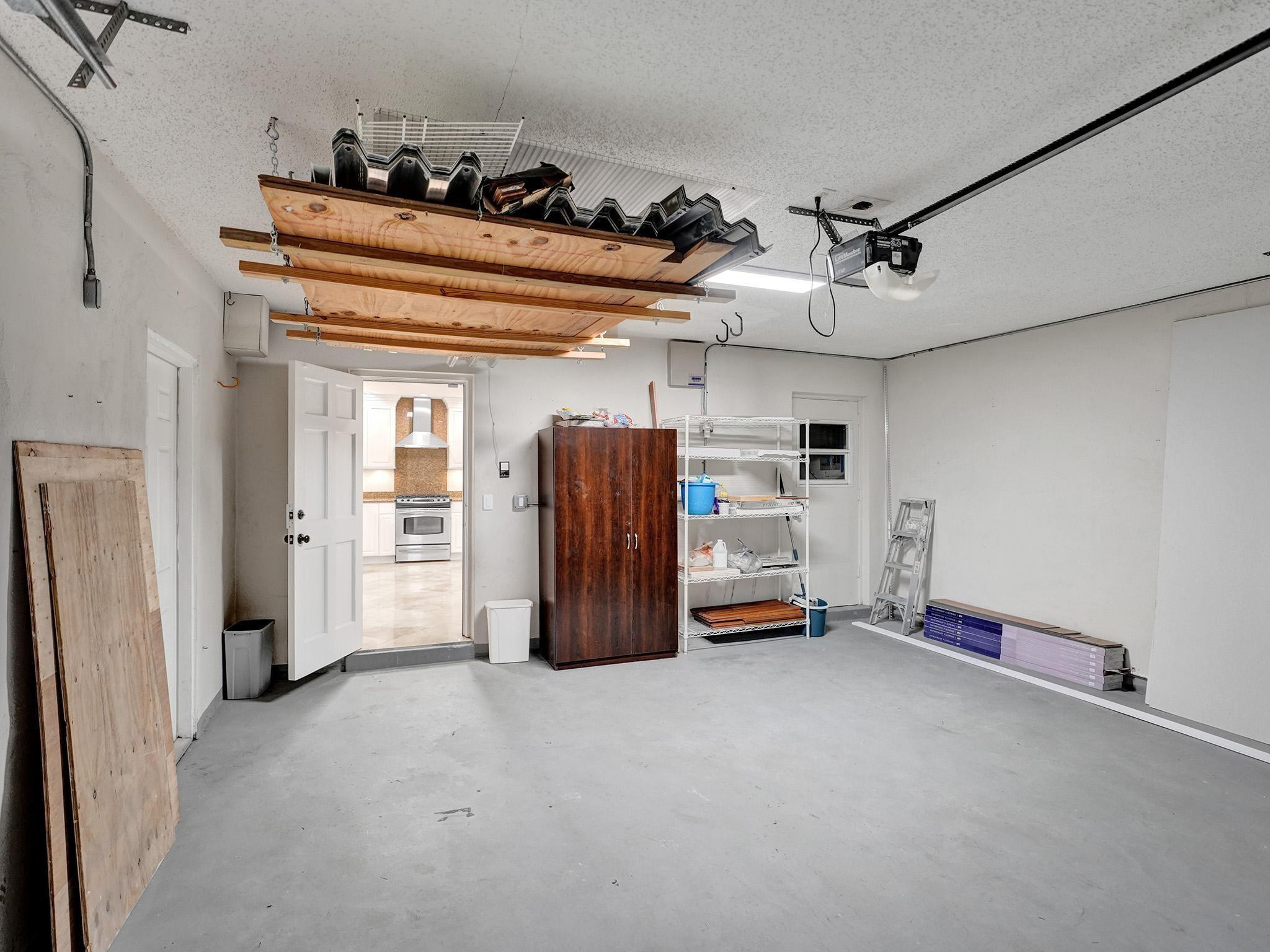 4440 NE 17th Terrace
