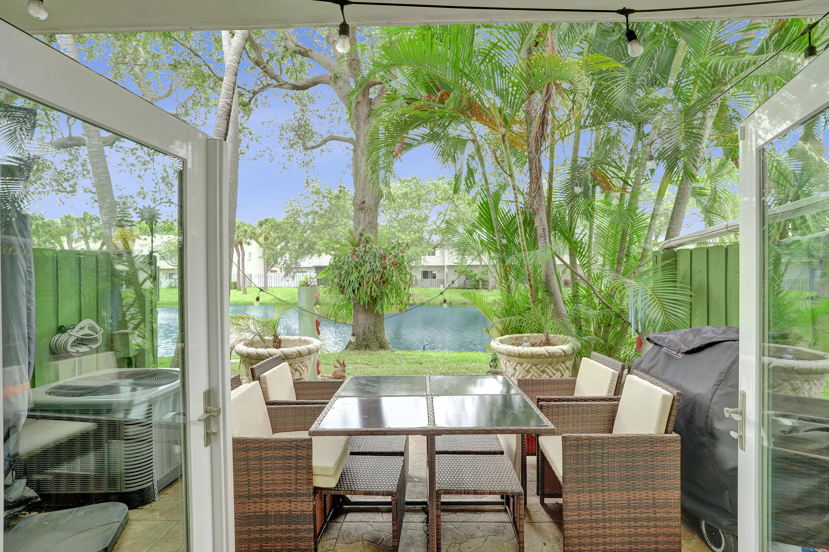 147 SW 3rd Street