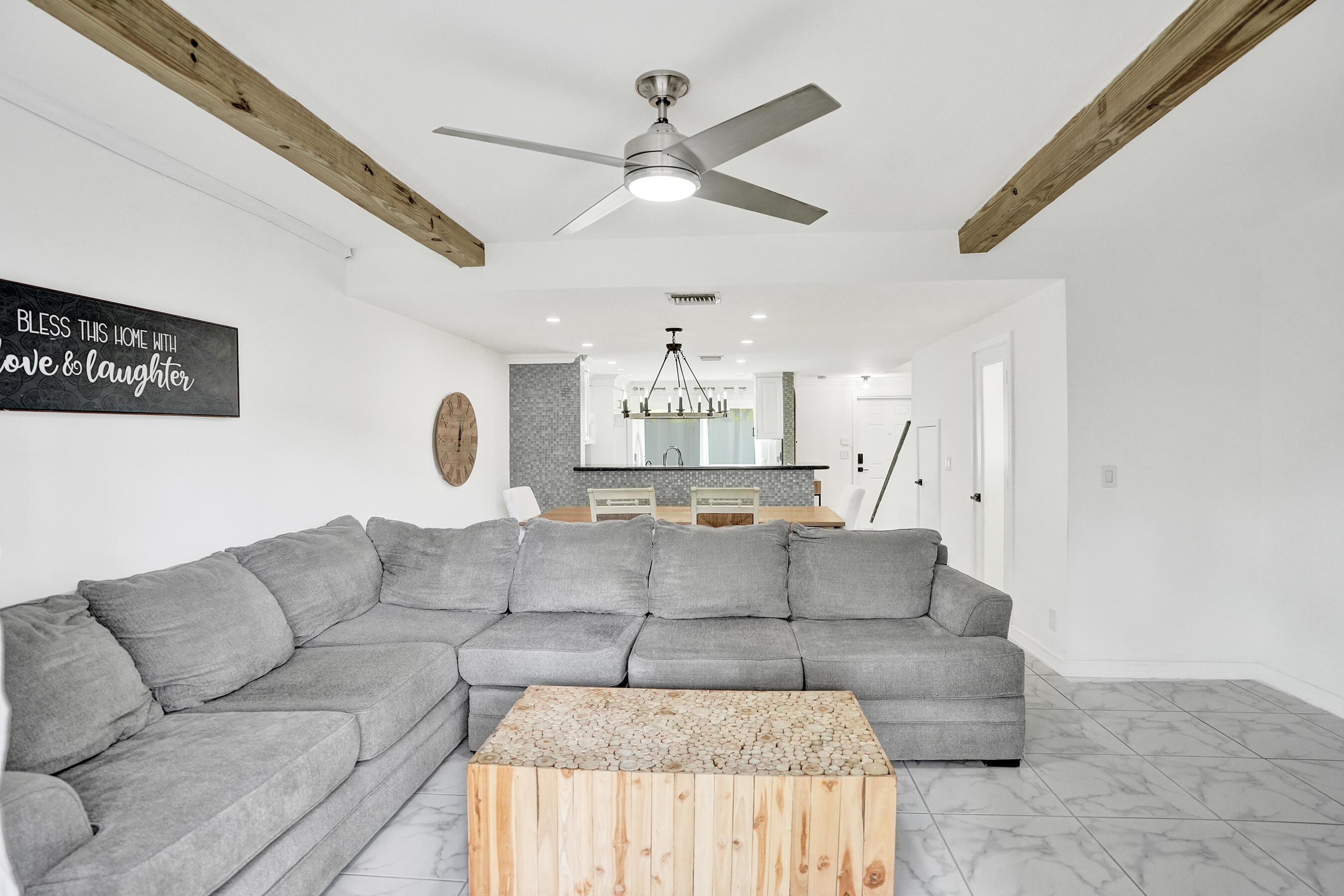 147 SW 3rd Street