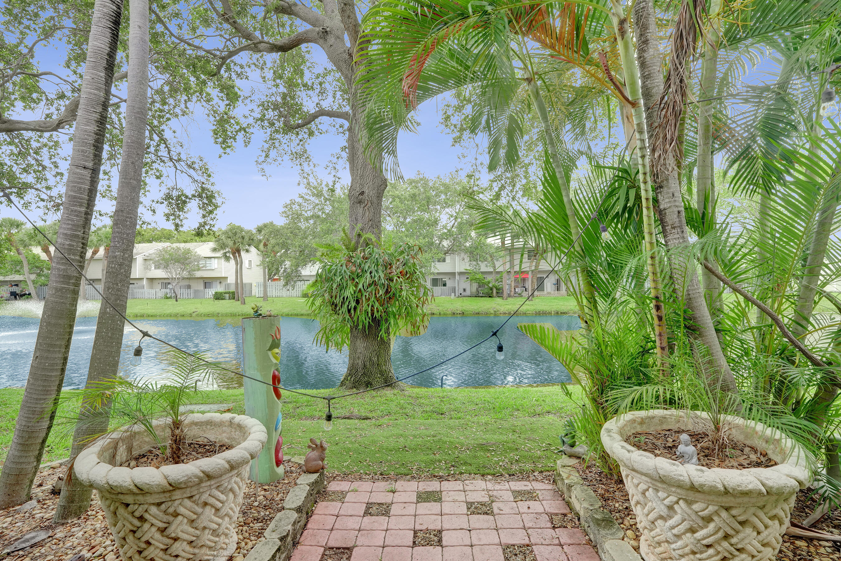 147 SW 3rd Street