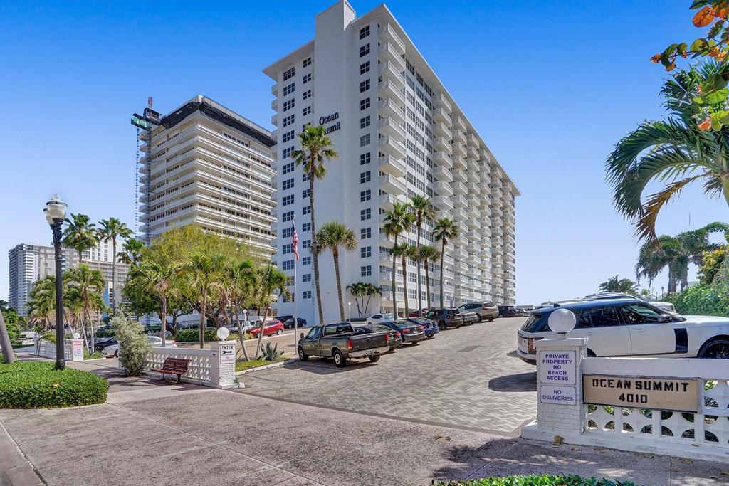 4010 Galt Ocean Drive 310