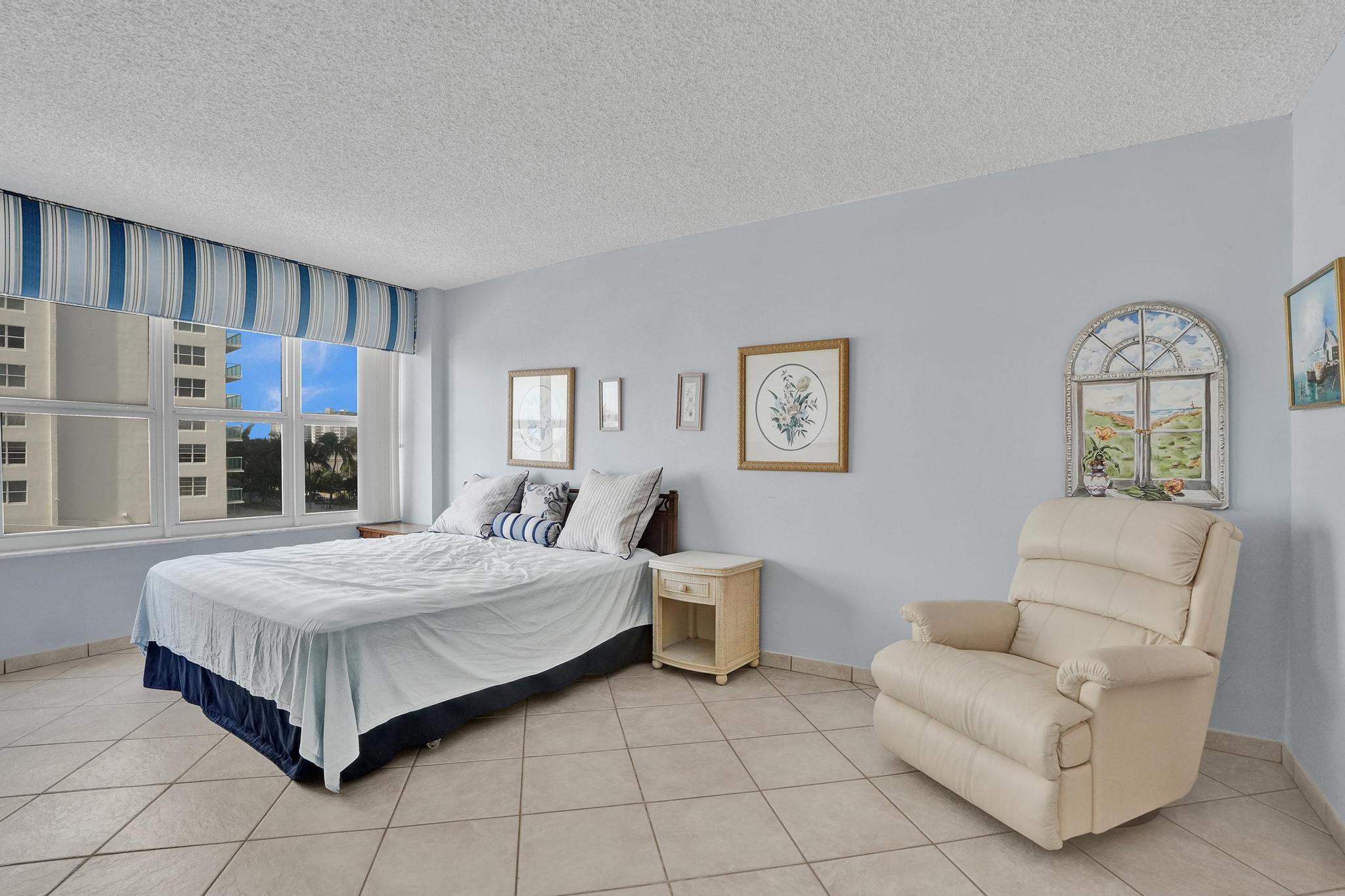 4010 Galt Ocean Drive 310