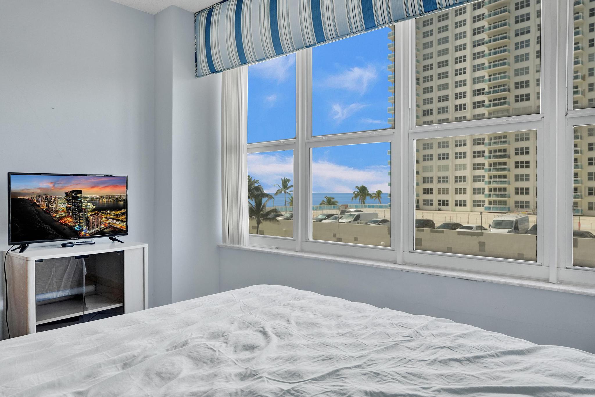 4010 Galt Ocean Drive 310