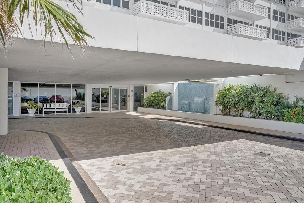 4010 Galt Ocean Drive 310