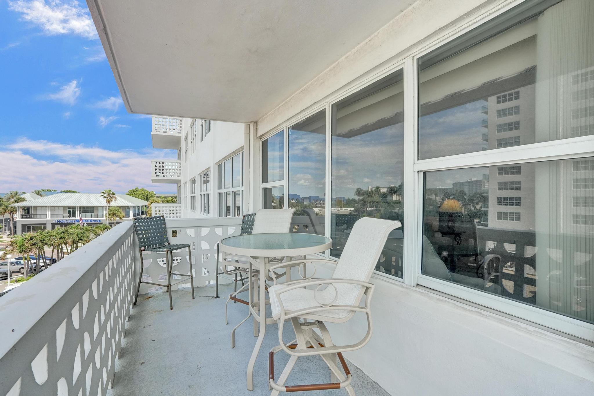 4010 Galt Ocean Drive 310
